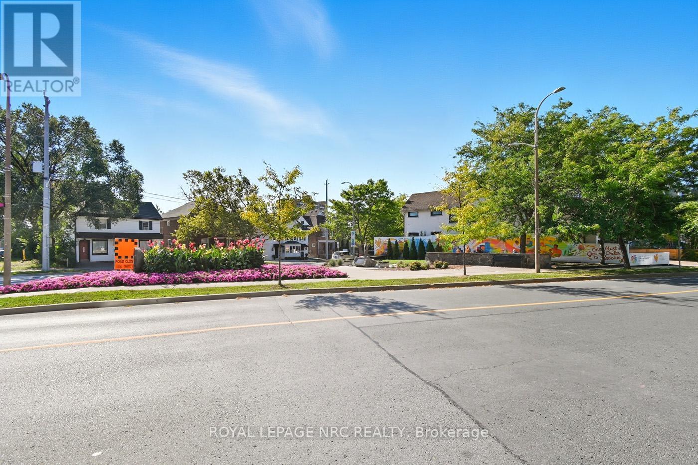 Street view from Visitor Parking Area - 401 - 141 Church Street, St. Catharines (Downtown), ON - Outdoor