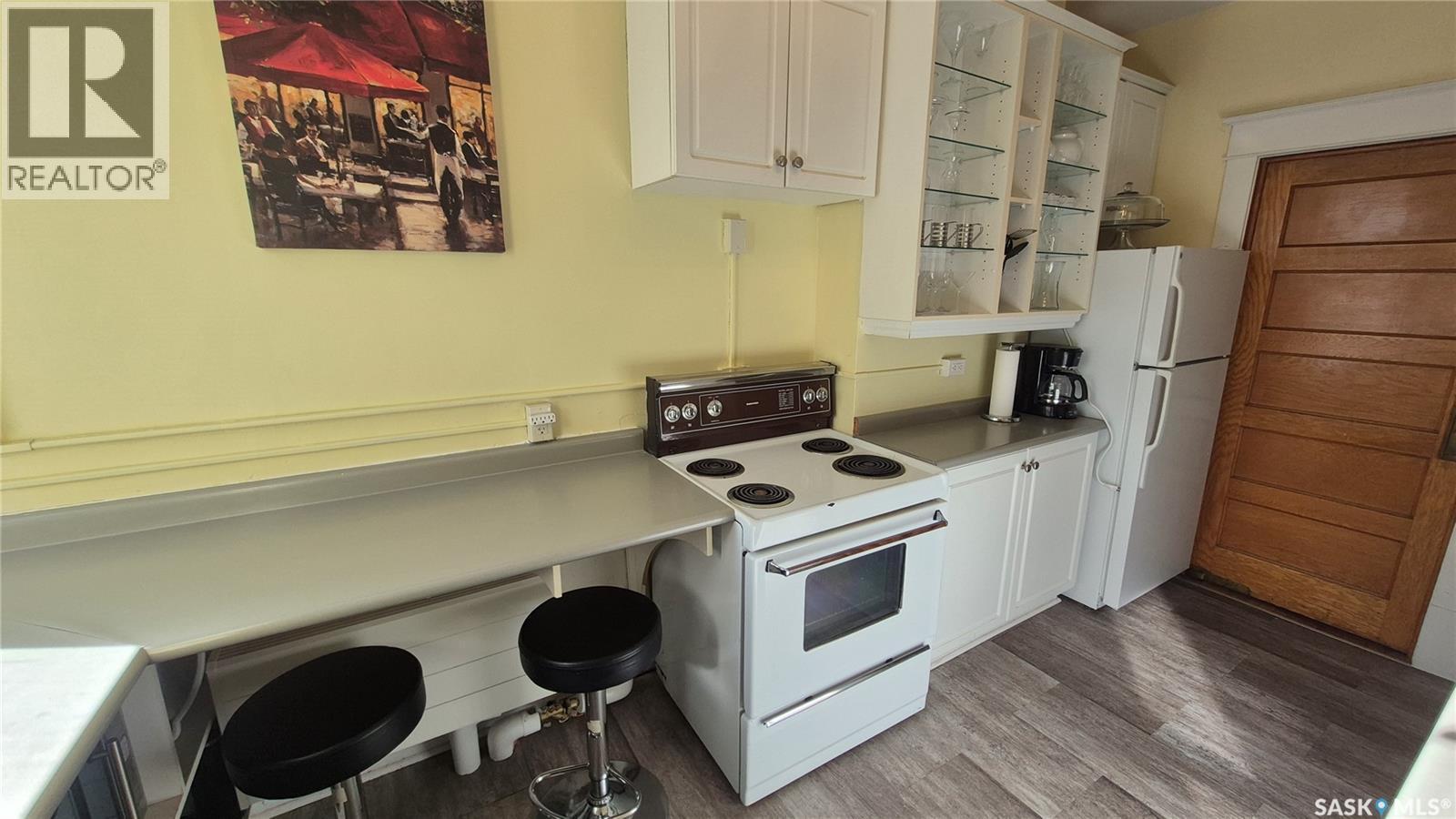 12 2201 14Th Avenue, Regina, SK - Indoor Photo Showing Kitchen