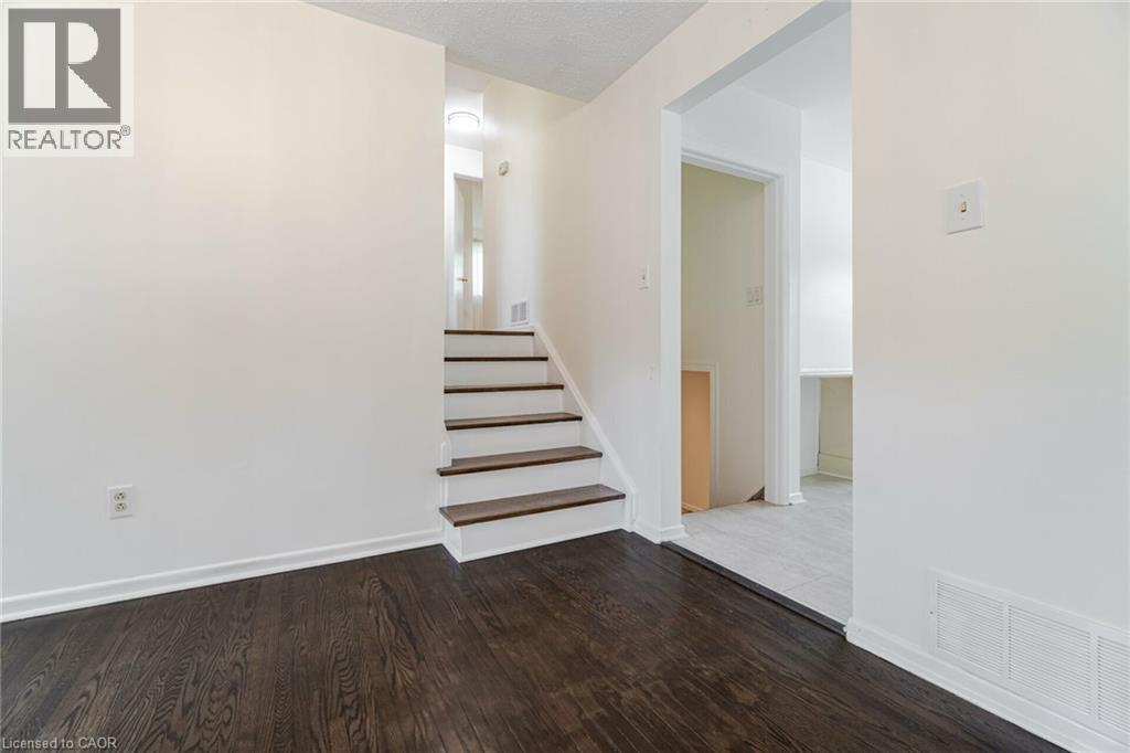 1093 Parthia Crescent, Mississauga, ON - Indoor Photo Showing Other Room