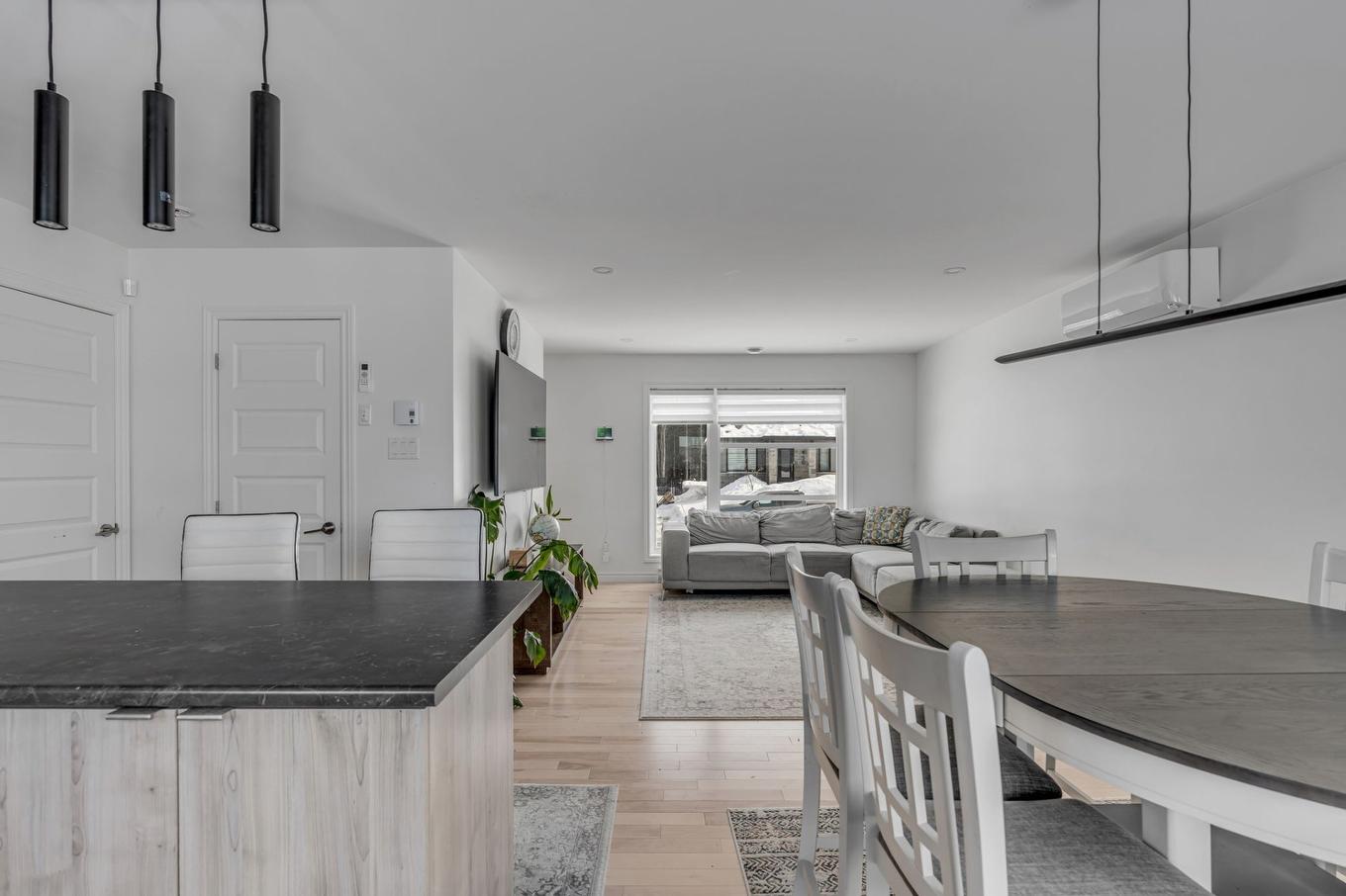 Vue d'ensemble - 35 Rue De La Tourbière, Sainte-Catherine-De-La-Jacques-Cartier, QC - Indoor Photo Showing Dining Room