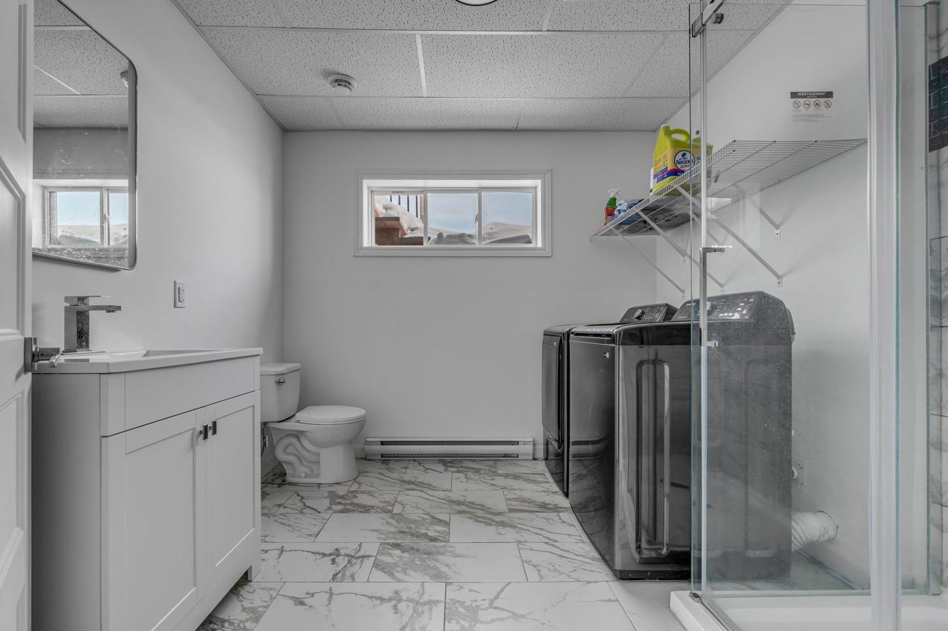 Salle de bains - 35 Rue De La Tourbière, Sainte-Catherine-De-La-Jacques-Cartier, QC - Indoor Photo Showing Bathroom