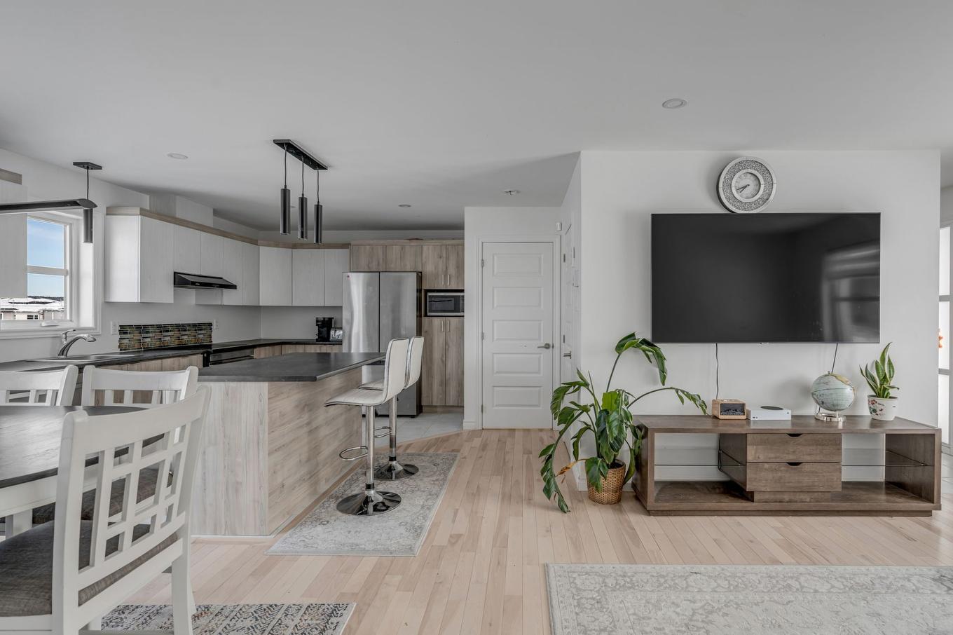 Vue d'ensemble - 35 Rue De La Tourbière, Sainte-Catherine-De-La-Jacques-Cartier, QC - Indoor Photo Showing Kitchen