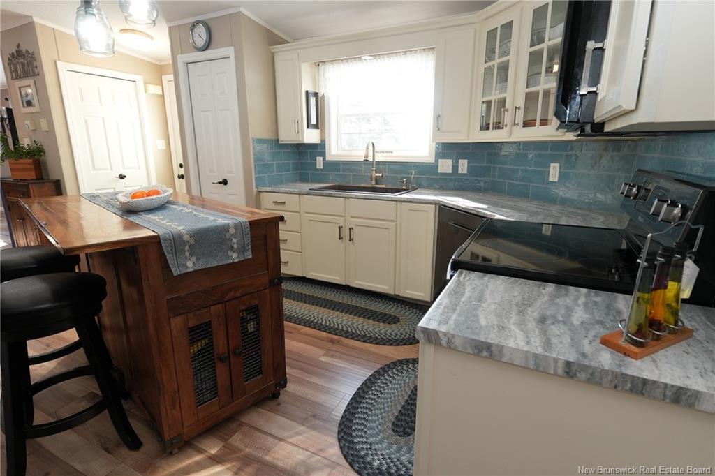 12 Bayview Dr, Dufferin, NB