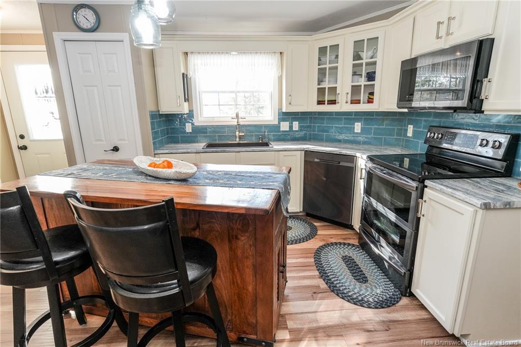 12 Bayview Dr, Dufferin, NB