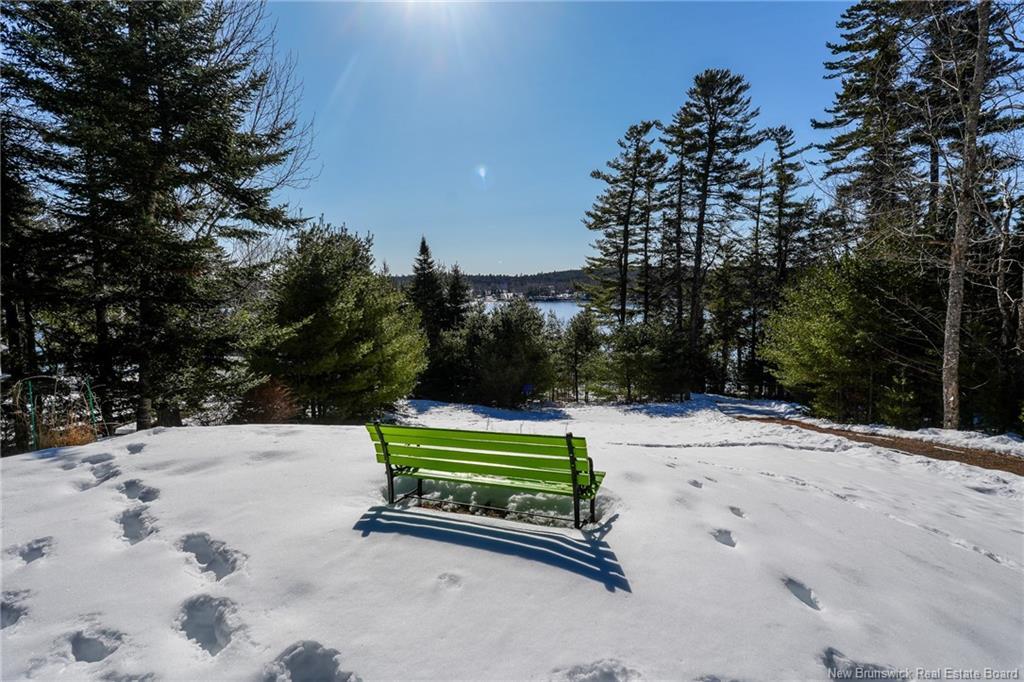 12 Bayview Dr, Dufferin, NB