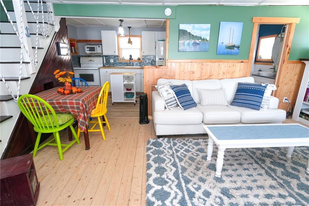 12 Bayview Dr, Dufferin, NB