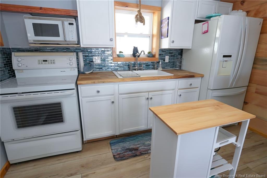 12 Bayview Dr, Dufferin, NB