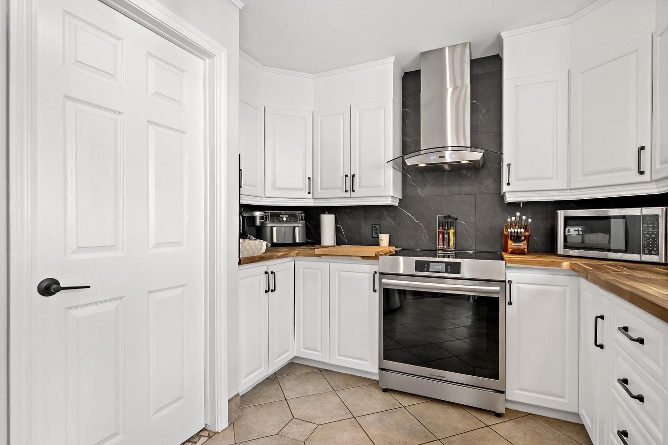 Cuisine - 7 Rue St-André, Mont-Blanc, QC - Indoor Photo Showing Kitchen