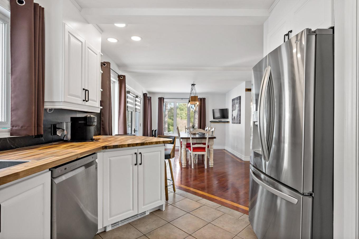 Vue d'ensemble - 7 Rue St-André, Mont-Blanc, QC - Indoor Photo Showing Kitchen