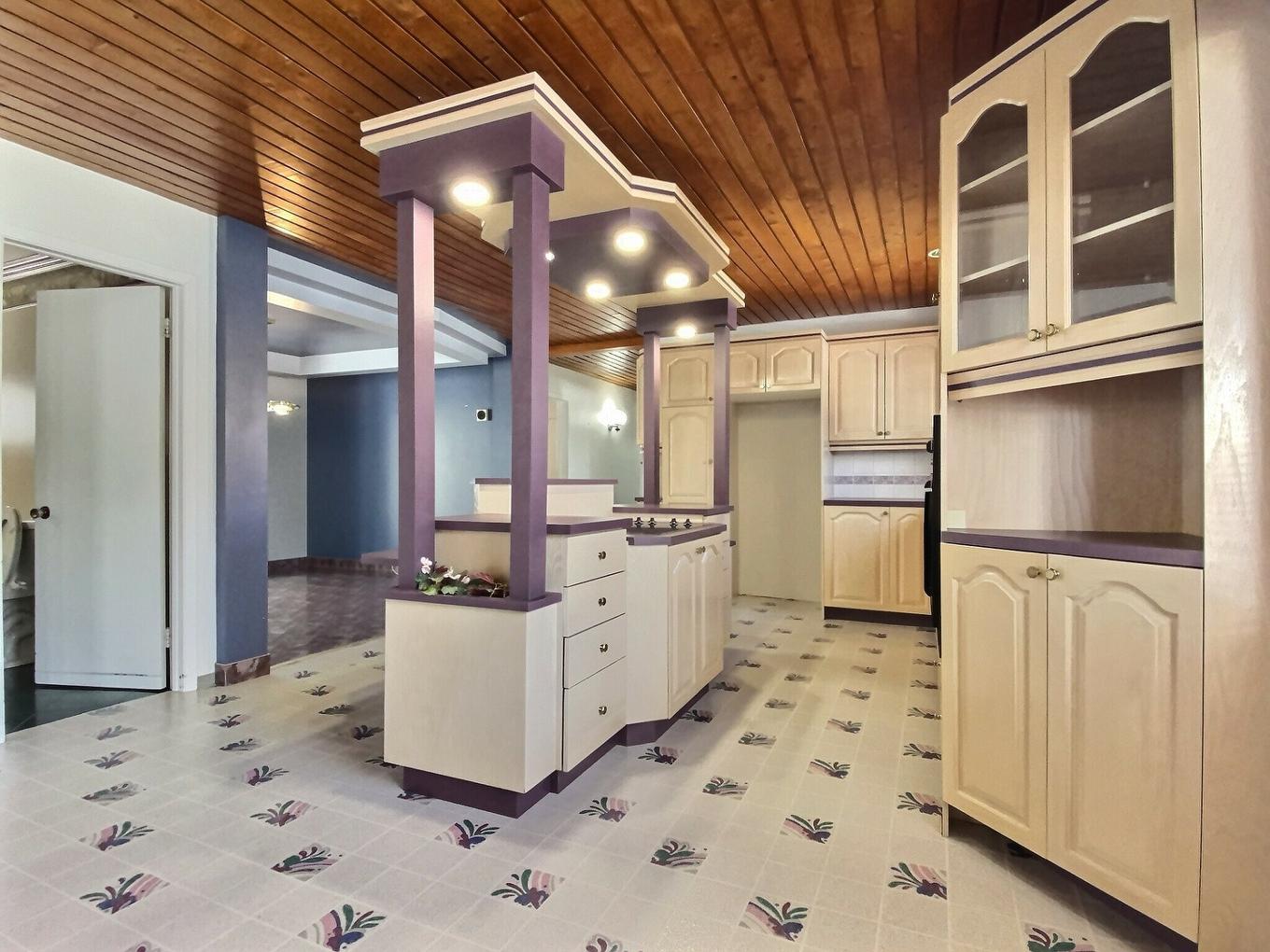 Cuisine - 65 Rue Du Parc, Adstock, QC -