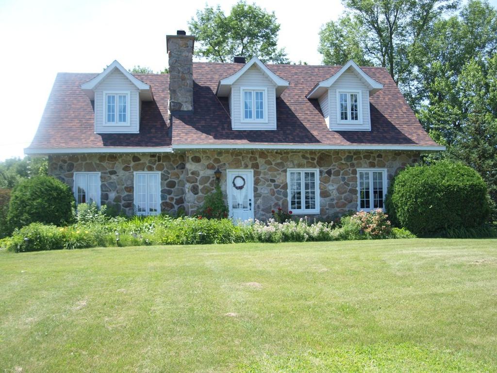 Frontage - 425 Rue Voligny, Saint-Thomas, QC - Outdoor With Facade