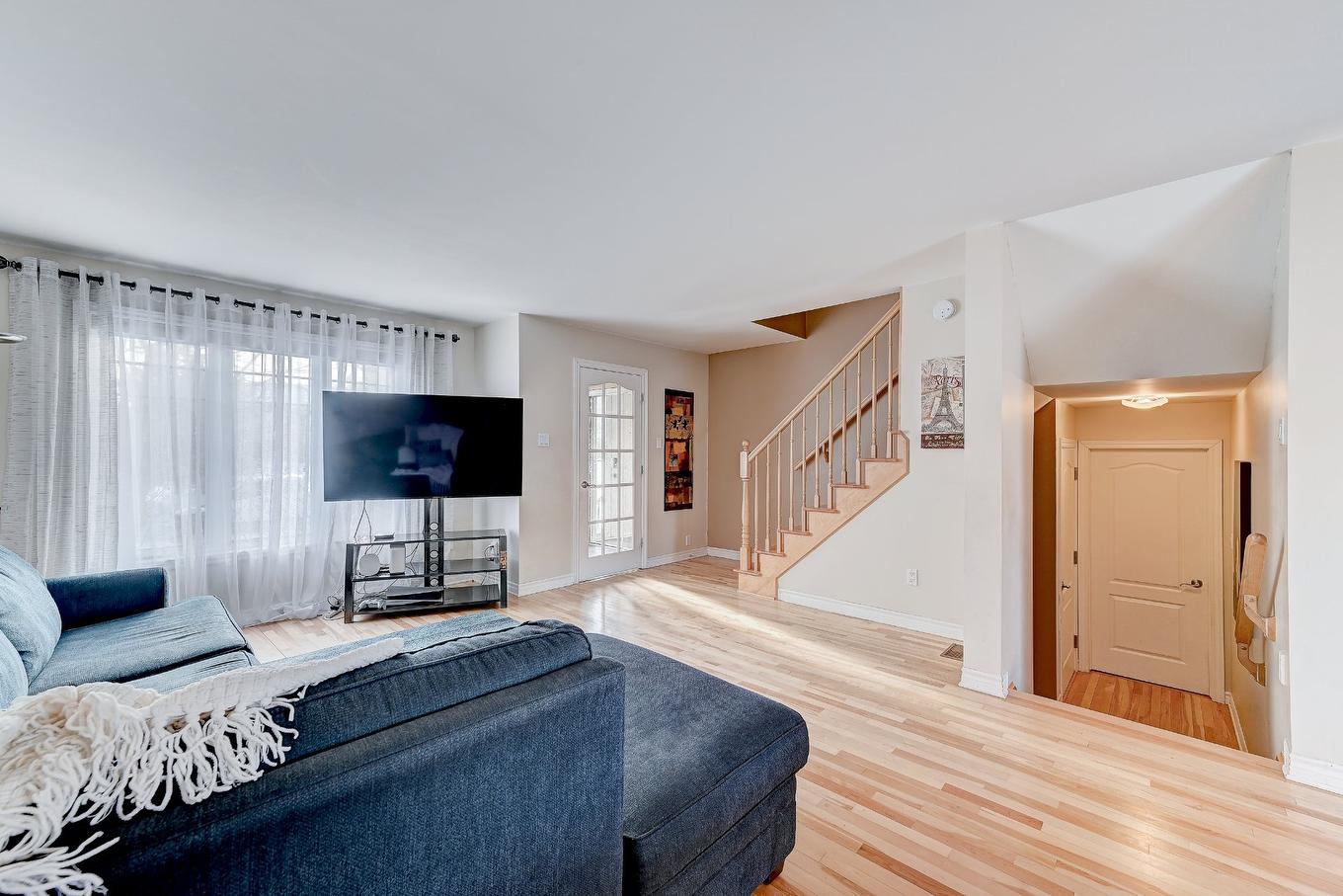 Autre - 5895 Rue Chevalier, Brossard, QC - Indoor Photo Showing Living Room