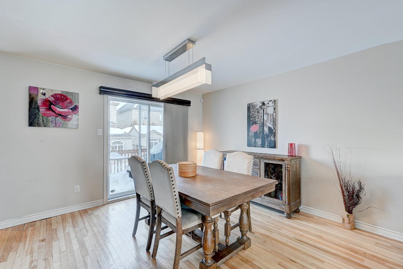 Salle à manger - 5895 Rue Chevalier, Brossard, QC - Indoor Photo Showing Dining Room