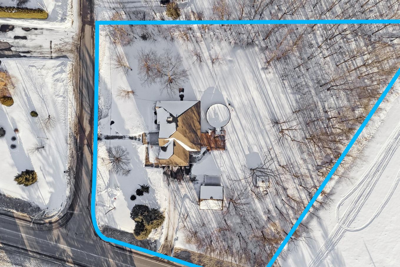 Photo aérienne - 4 Rue Des Tilleuls, Saint-Jean-Sur-Richelieu, QC -