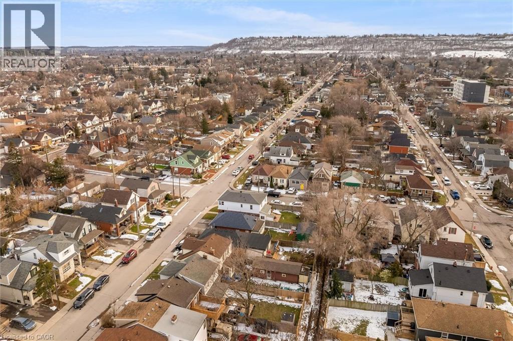 121 Edgemont Street N, Hamilton, ON - Outdoor With View