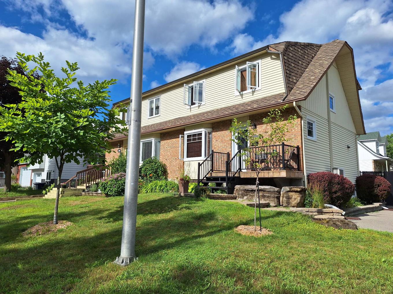 Façade - 7940 Rue Bourdaloue, Laval (Auteuil), QC - Outdoor With Deck Patio Veranda