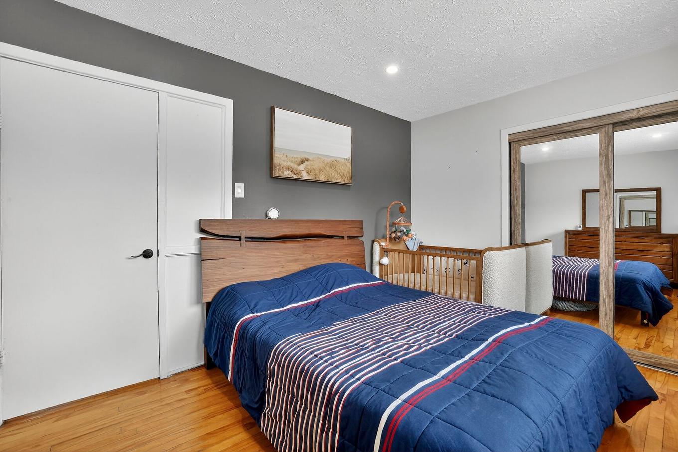 Chambre à coucher principale - 5620 Rue André, Montréal (Pierrefonds-Roxboro), QC - Indoor Photo Showing Bedroom