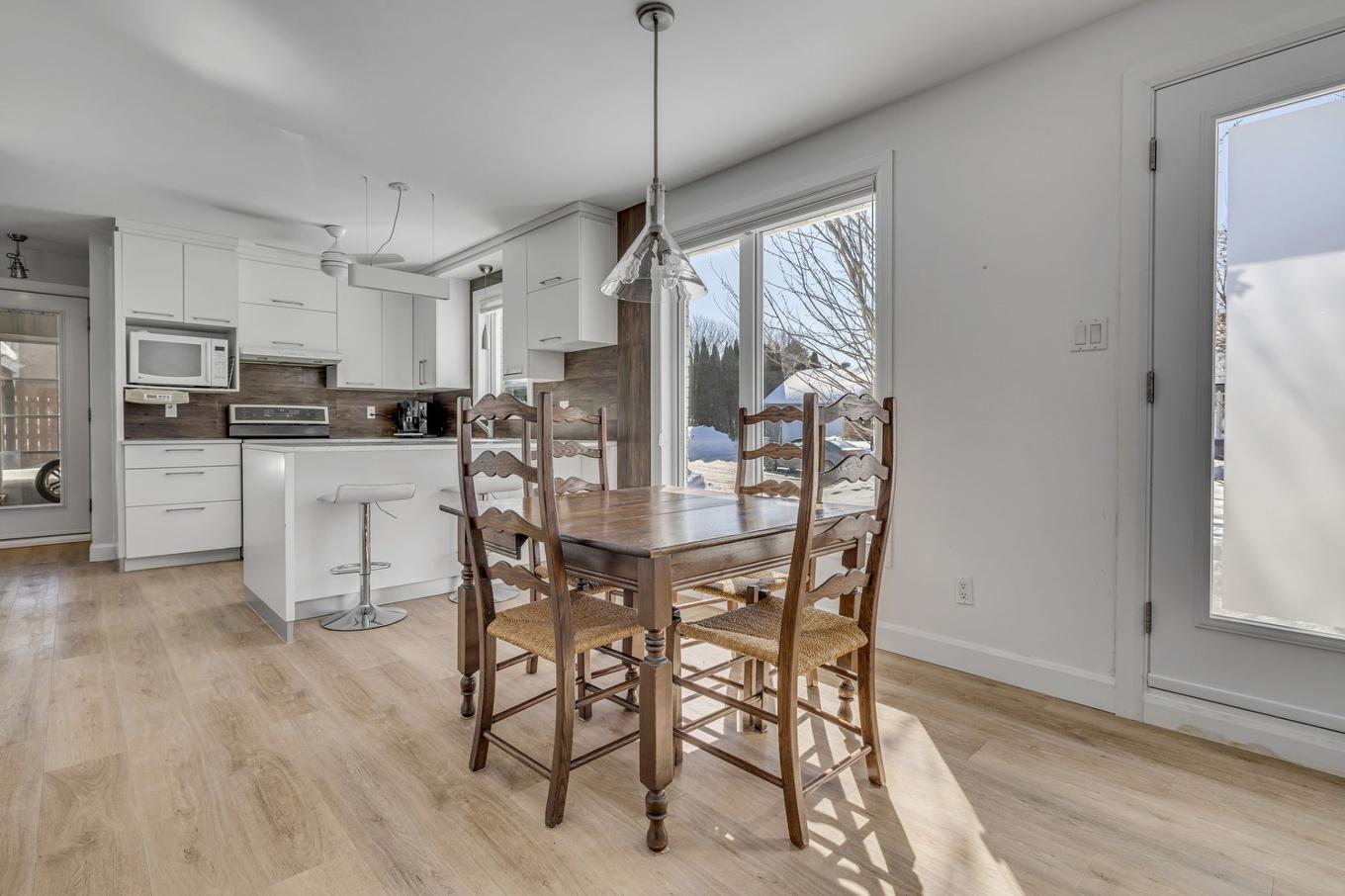 Dining room - 370 Rue De Verdun, Lévis (Desjardins), QC - Indoor