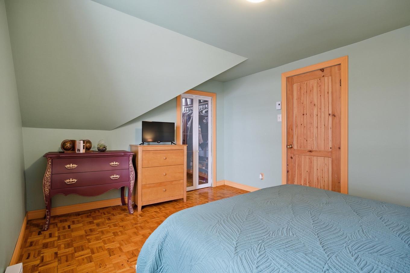 Chambre à coucher principale - 3035 Boul. Laurier, Sainte-Marie-Madeleine, QC - Indoor Photo Showing Bedroom