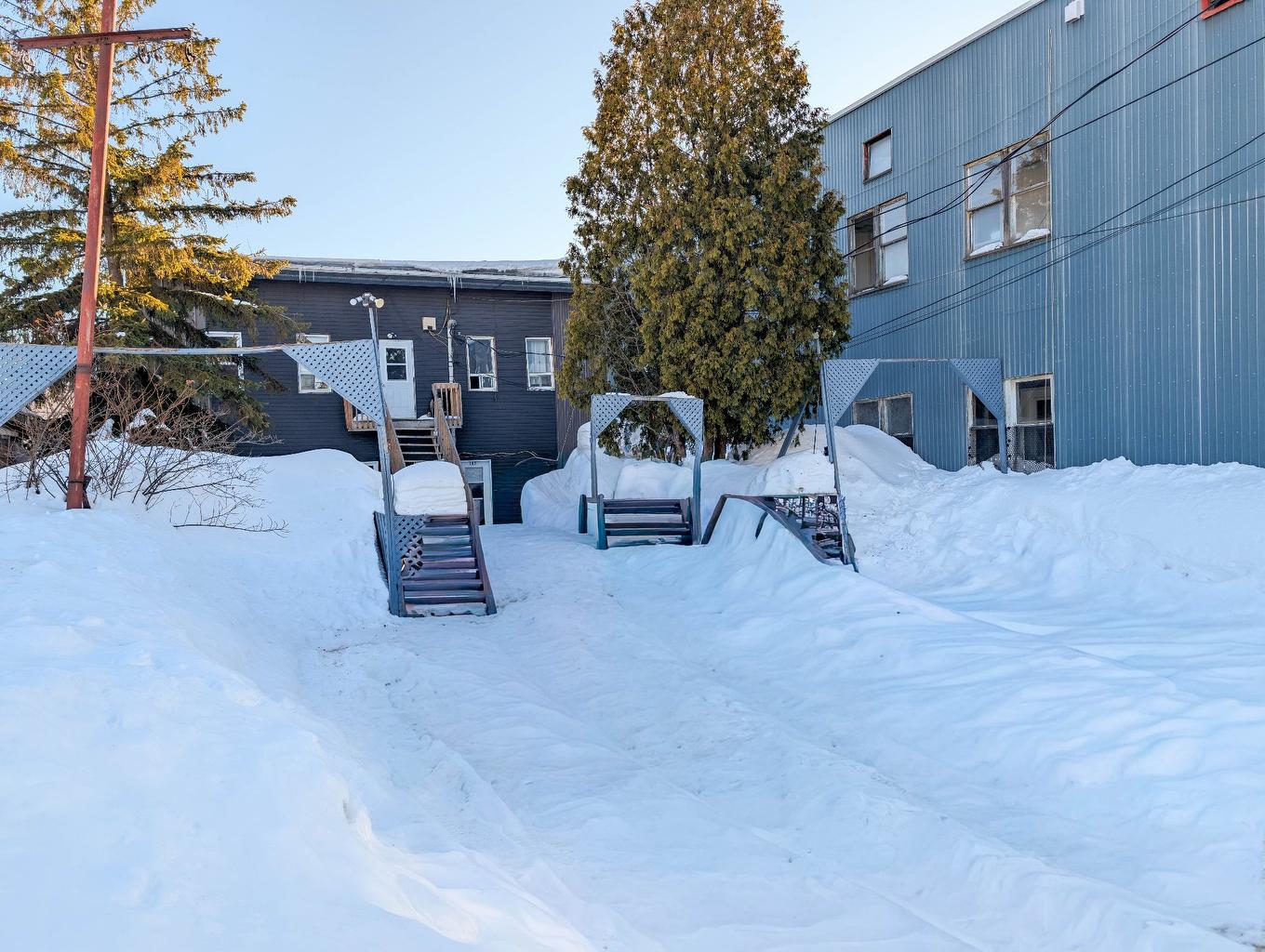 Back facade - 183 - 187 Av. Carter, Rouyn-Noranda, QC - Outdoor