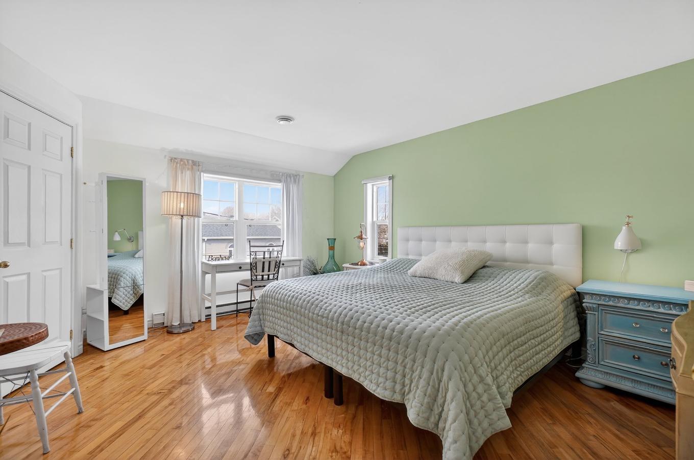 Chambre à coucher principale - 36 Rue Du Marché, Sainte-Thérèse, QC - Indoor Photo Showing Bedroom