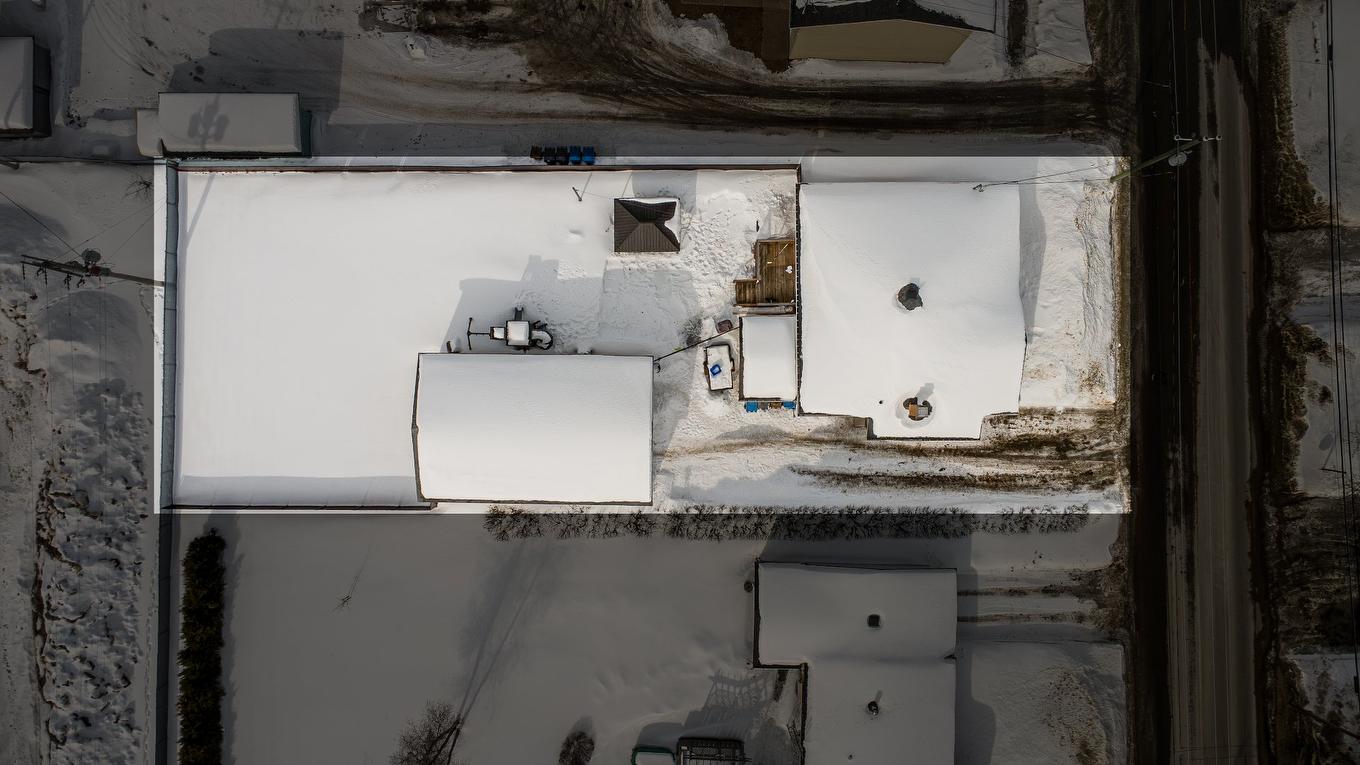 Land/Lot - 1641 Rue Principale, Saint-Étienne-Des-Grès, QC - Indoor Photo Showing Garage