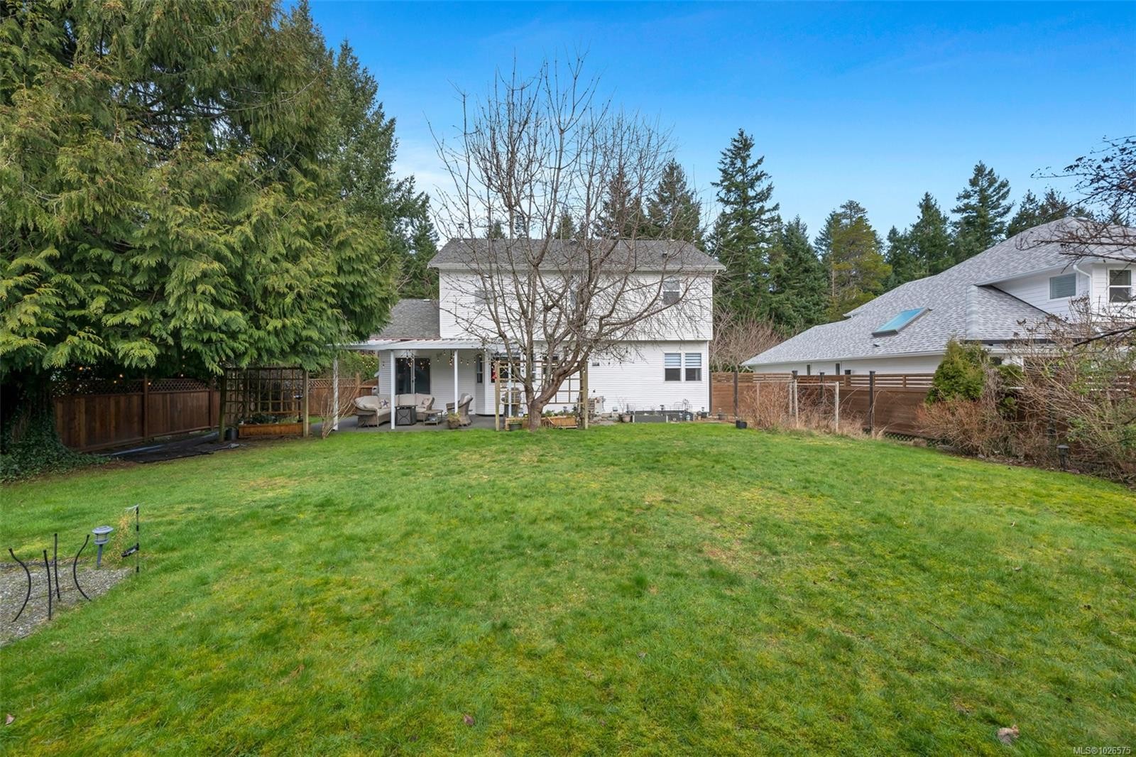 1585 Eton Rd, Comox, BC