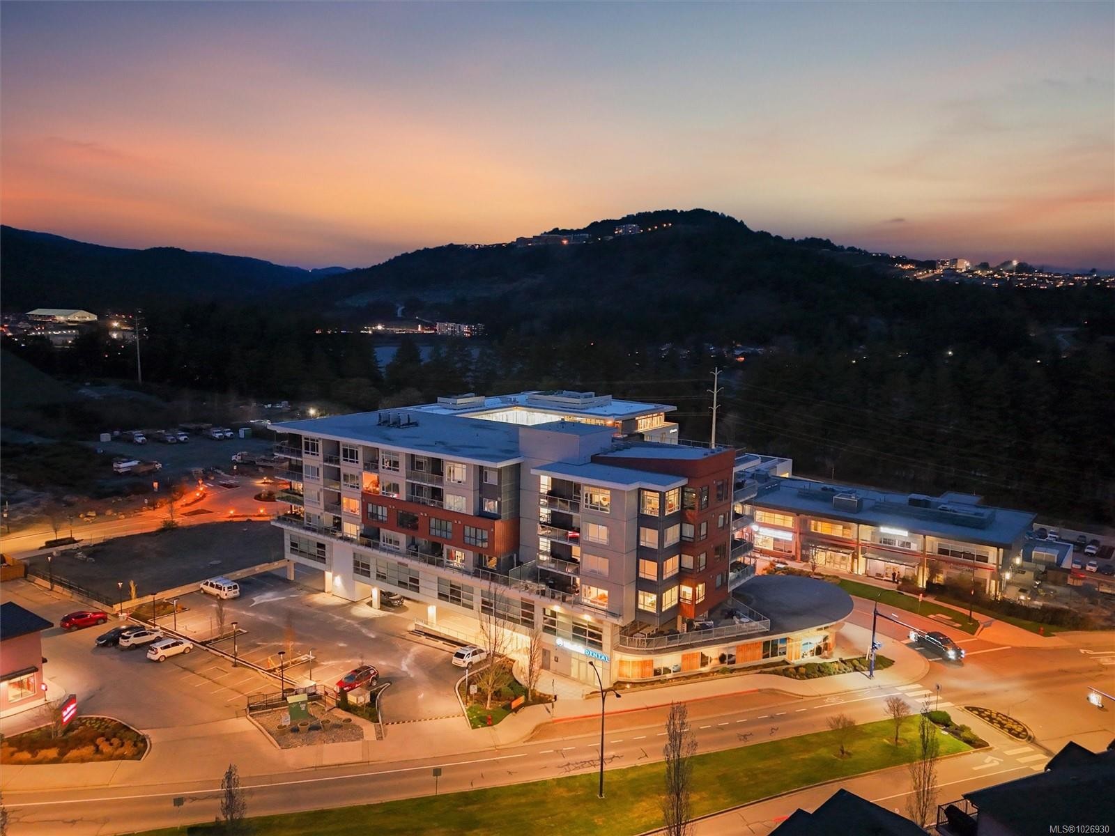 301-1311 Lakepoint Way, Langford, BC - Outdoor With View