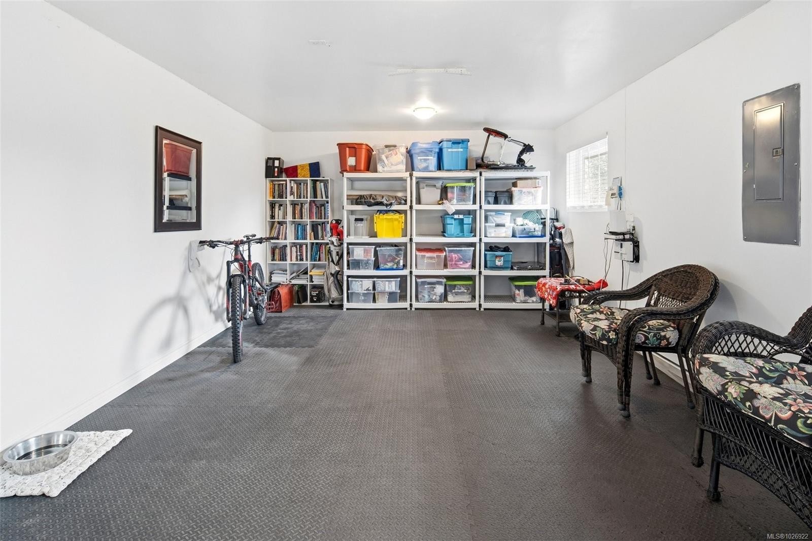 2570 Buckler Ave, Langford, BC