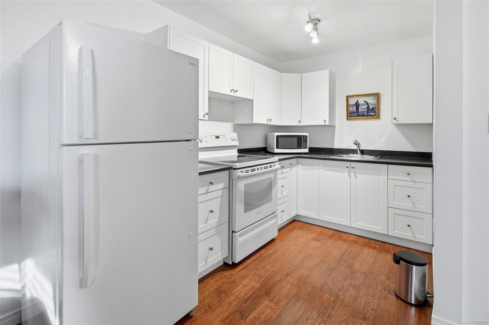 2570 Buckler Ave, Langford, BC