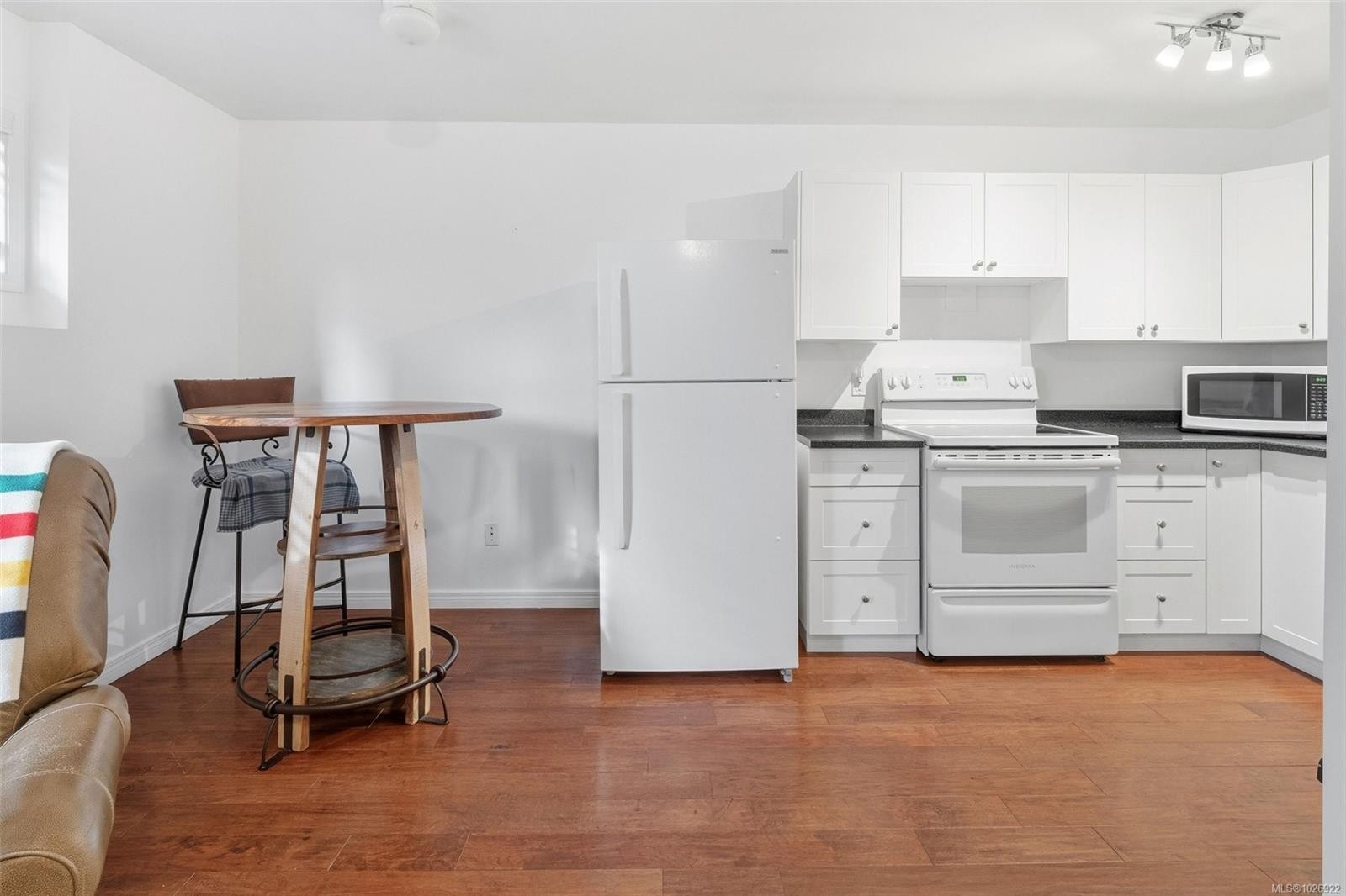 2570 Buckler Ave, Langford, BC