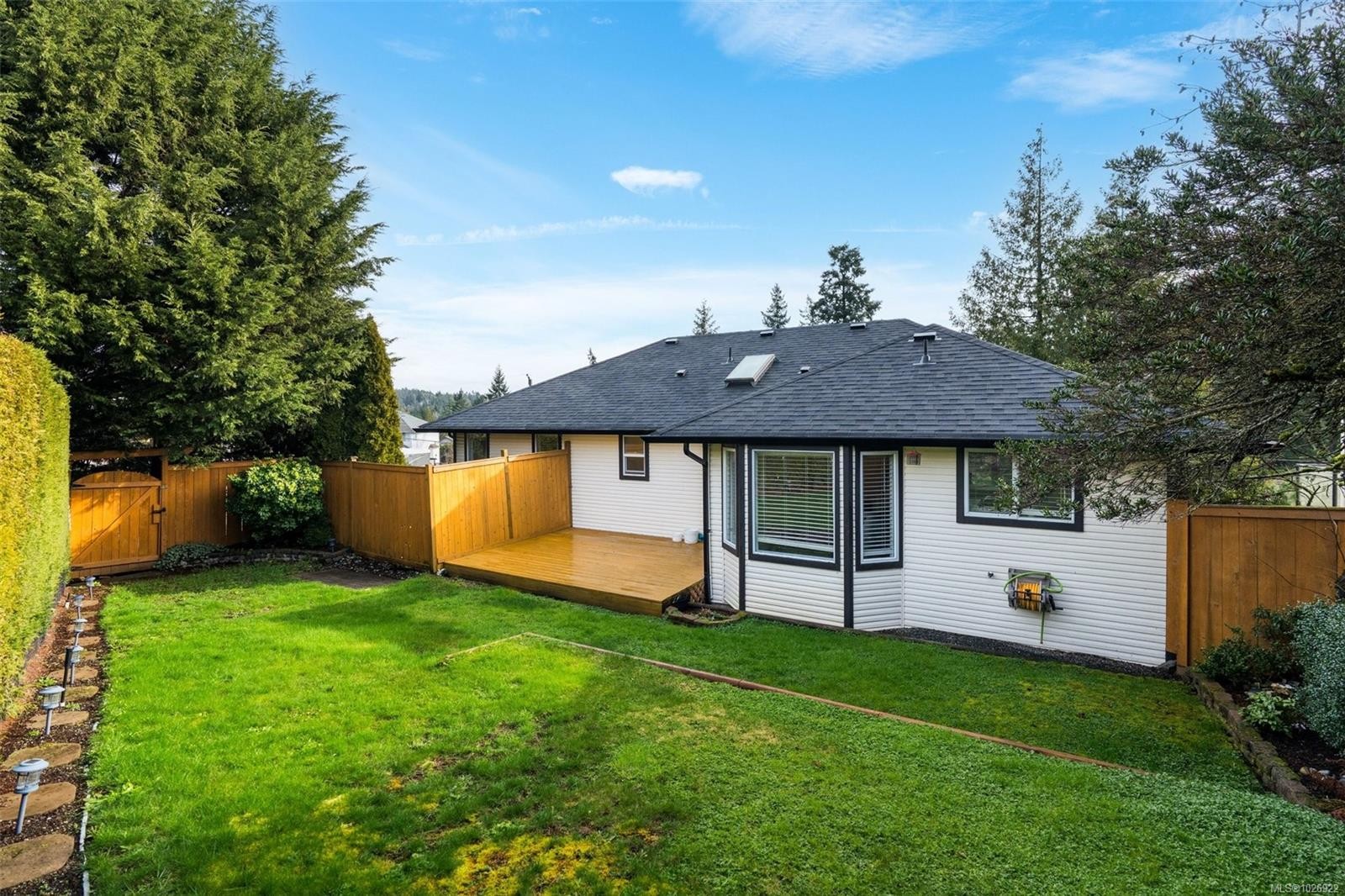 2570 Buckler Ave, Langford, BC