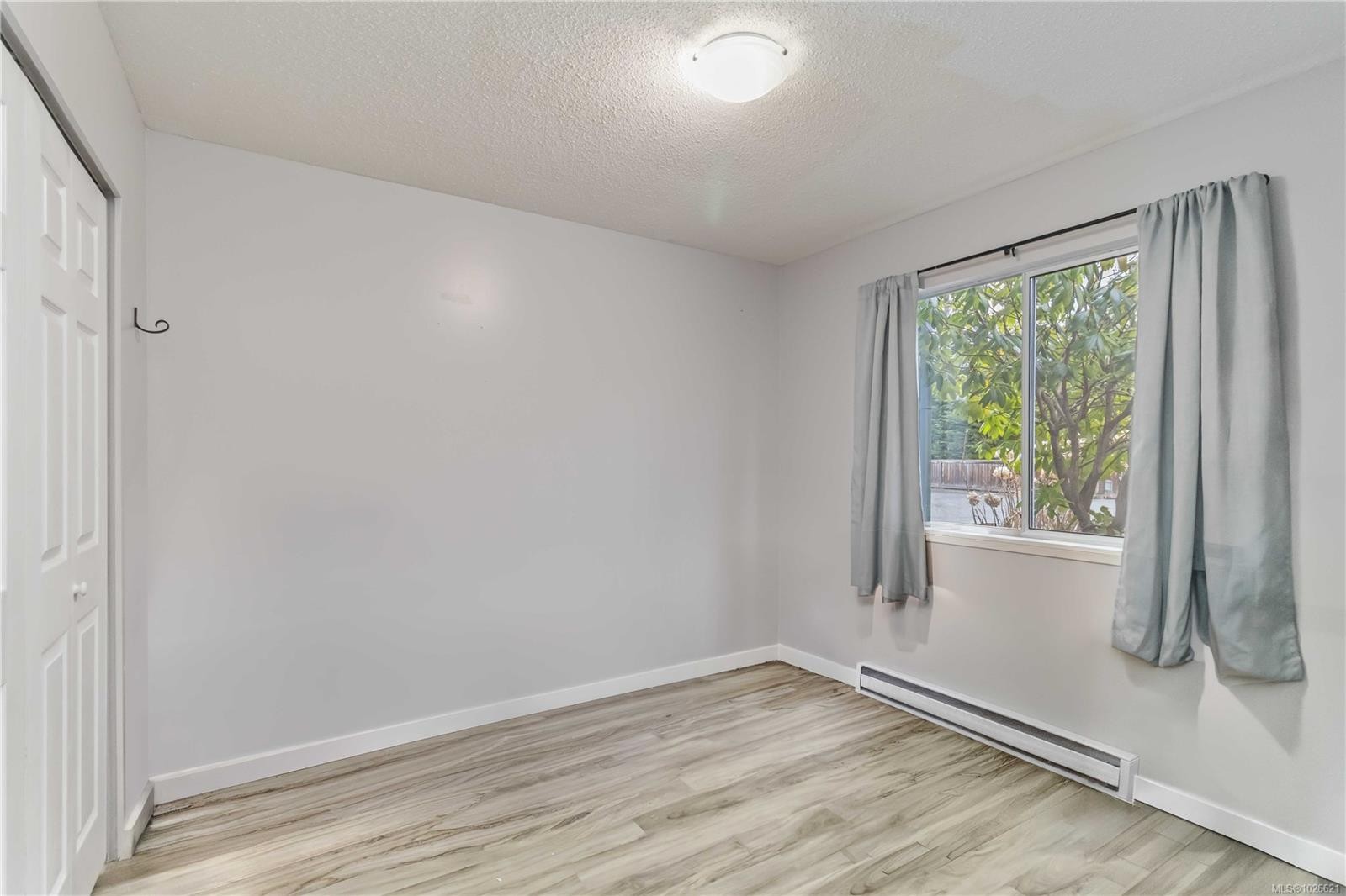 6-6110 Seabroom Rd, Sooke, BC