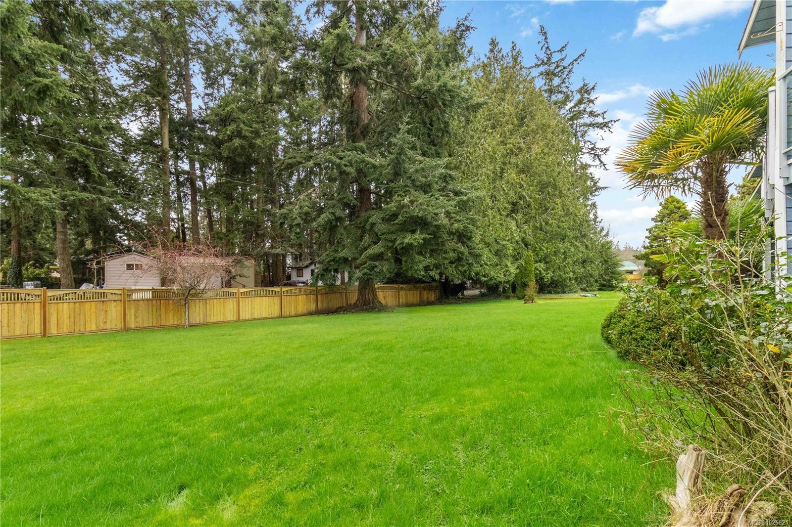 6-6110 Seabroom Rd, Sooke, BC