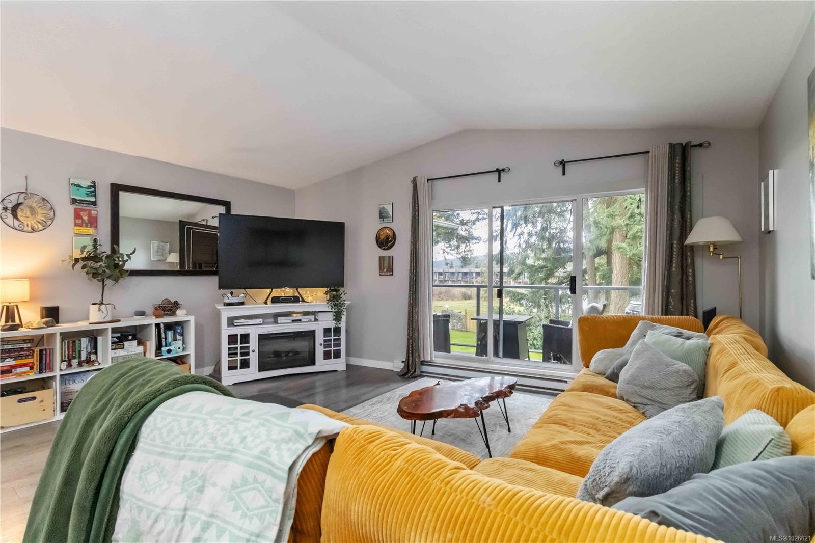 6-6110 Seabroom Rd, Sooke, BC