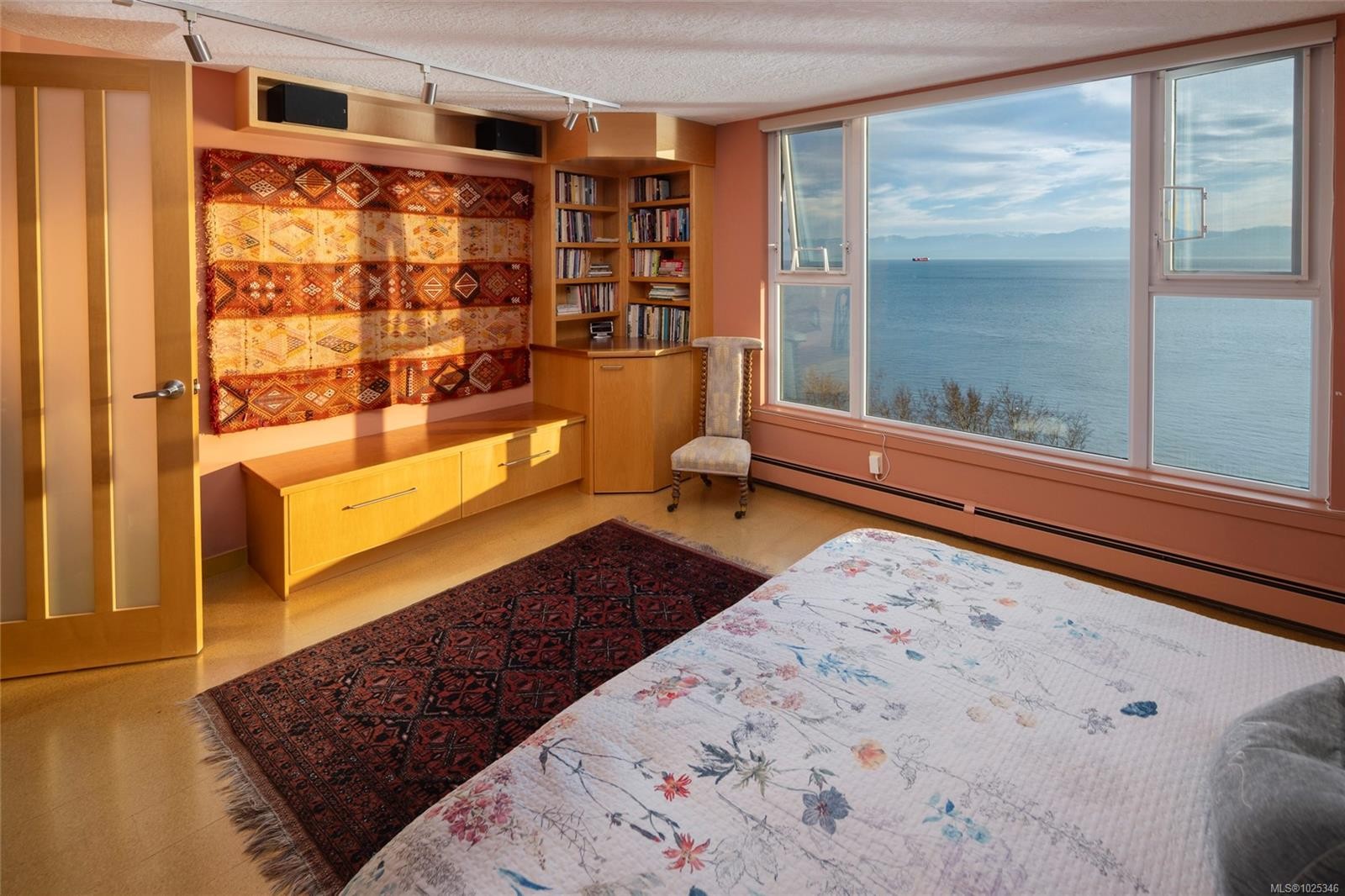 902-670 Dallas Rd, Victoria, BC - Indoor