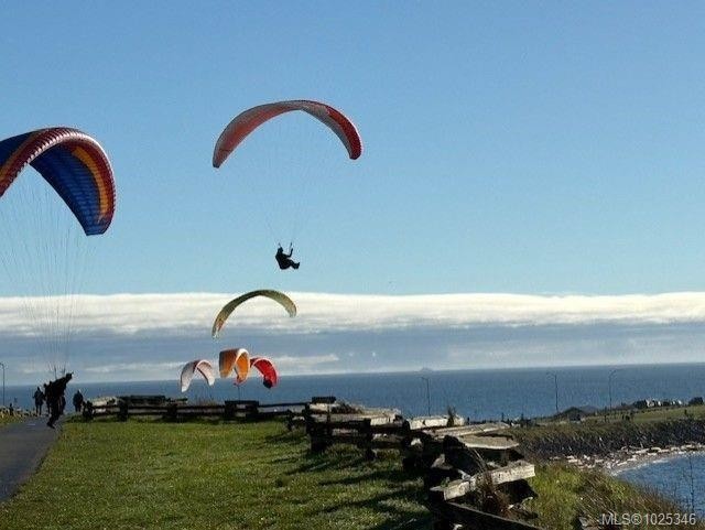 902-670 Dallas Rd, Victoria, BC - Outdoor With View