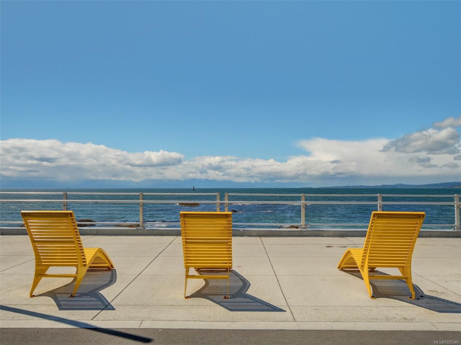 902-670 Dallas Rd, Victoria, BC - Outdoor With Body Of Water With View