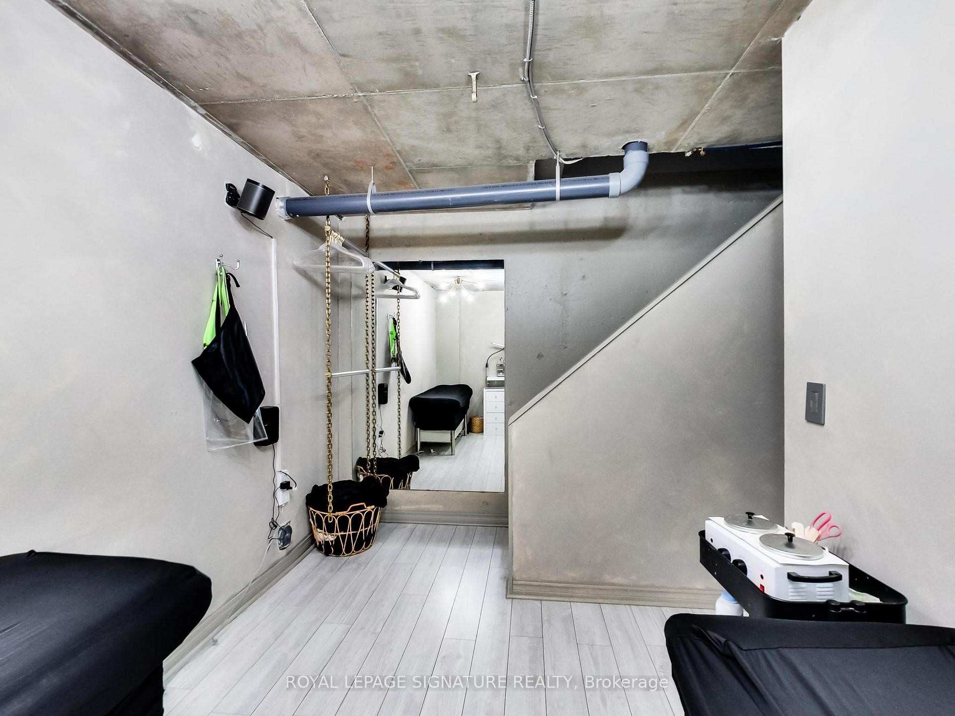 475D Rogers Road, Toronto, ON