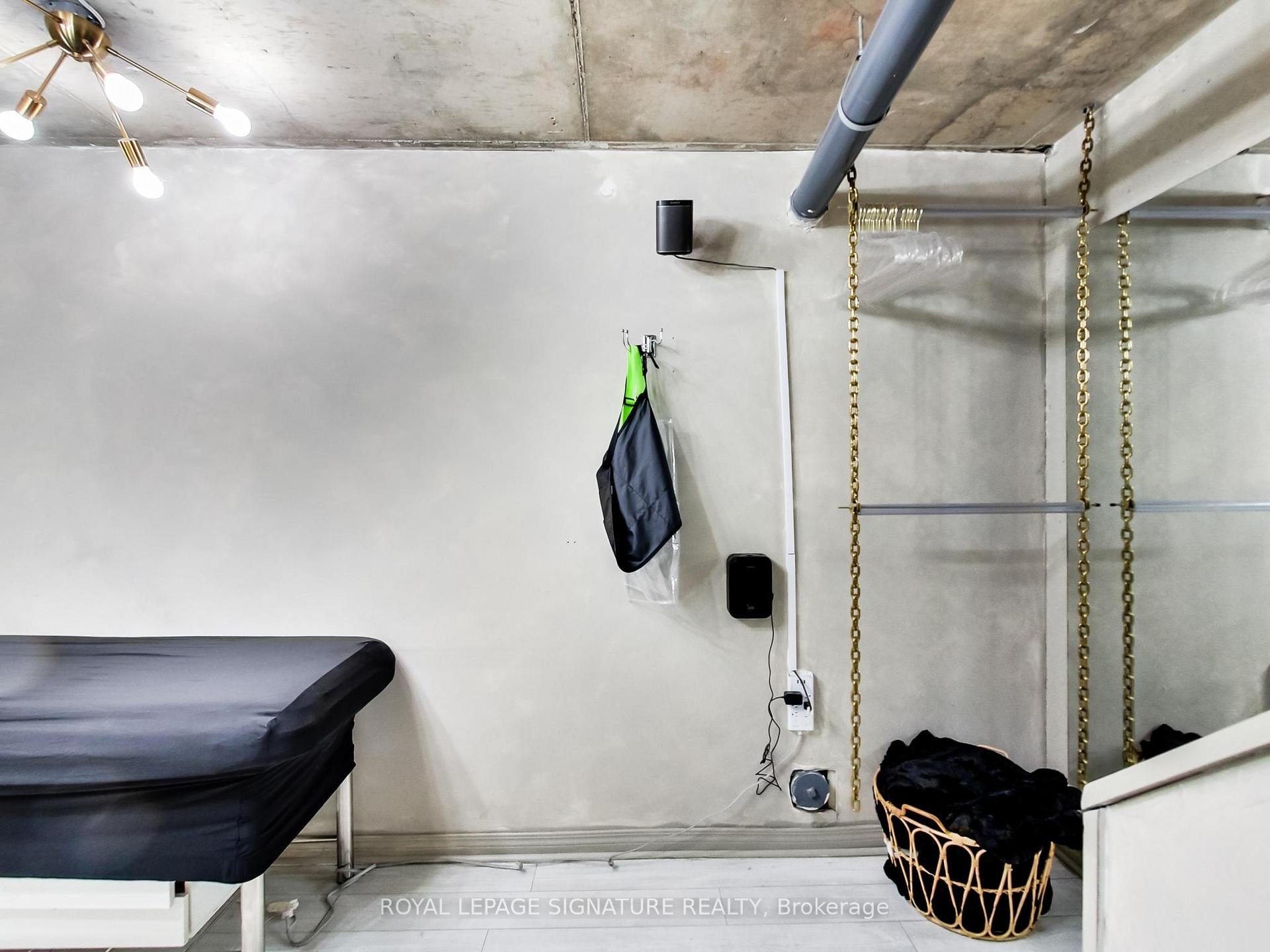 475D Rogers Road, Toronto, ON