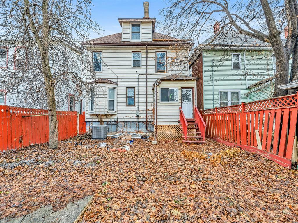 780 Dougall, Windsor, ON
