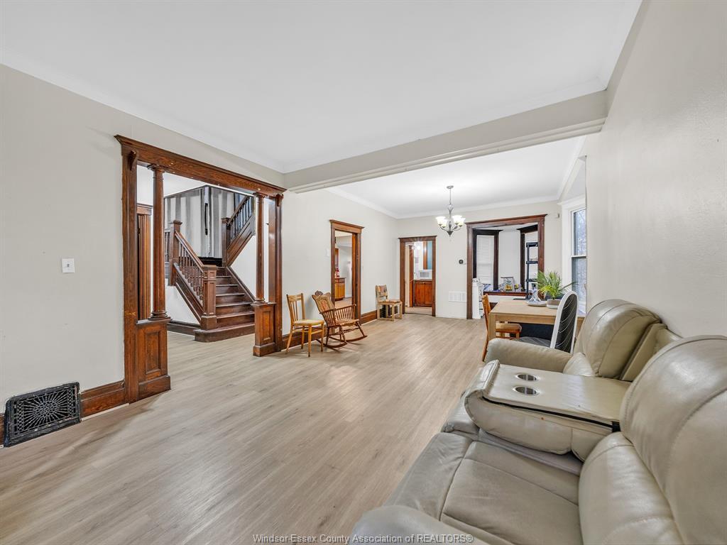 780 Dougall, Windsor, ON