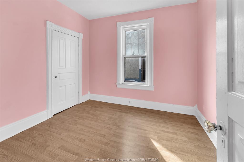 444 Elliott Street West, Windsor, ON