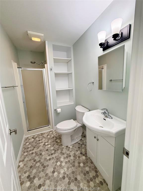 20 Mcnaughton Avenue, Wallaceburg, ON