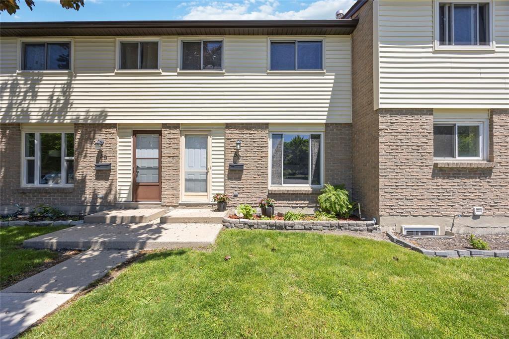 59-215 Trudeau Drive, Sarnia, ON