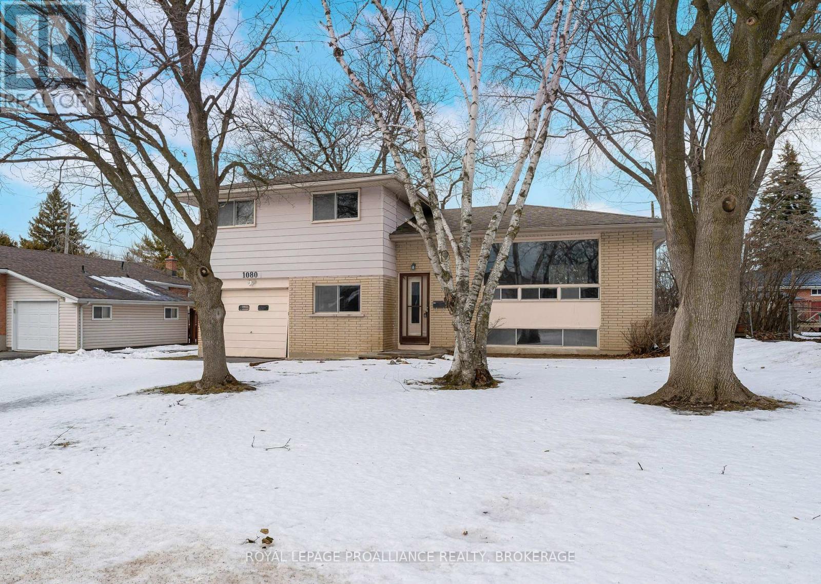 1080 Hudson Drive, Kingston (South Of Taylor-Kidd Blvd), ON - Outdoor With Facade