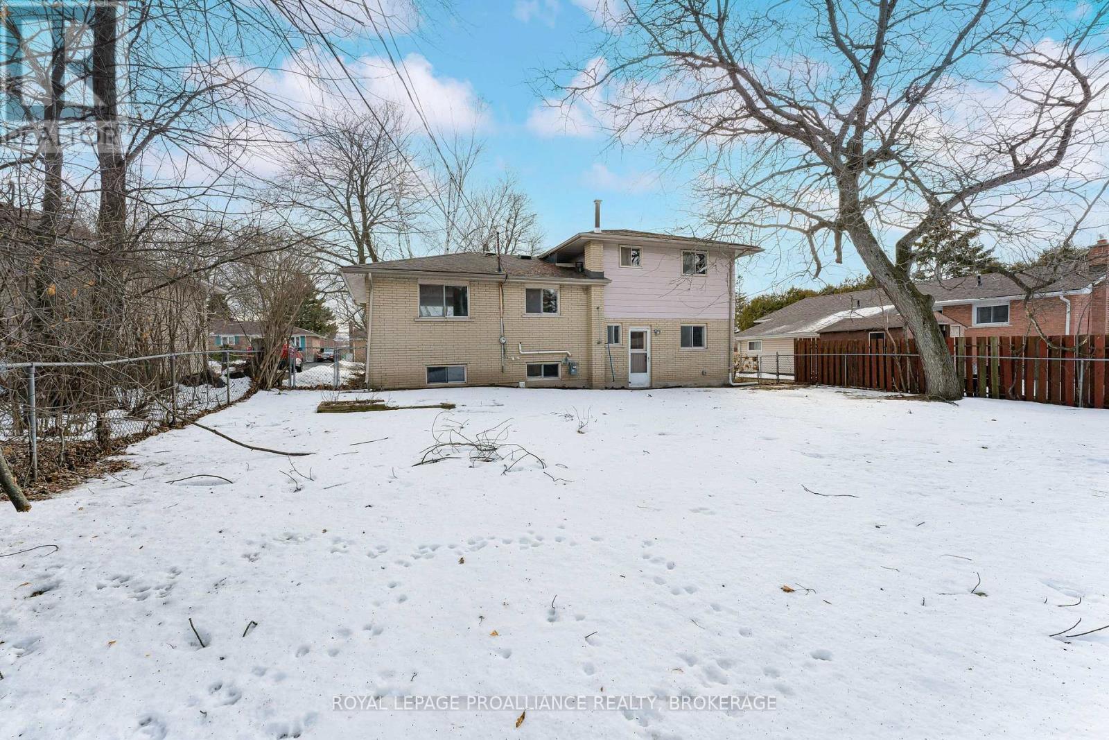 1080 Hudson Drive, Kingston (South Of Taylor-Kidd Blvd), ON - Outdoor