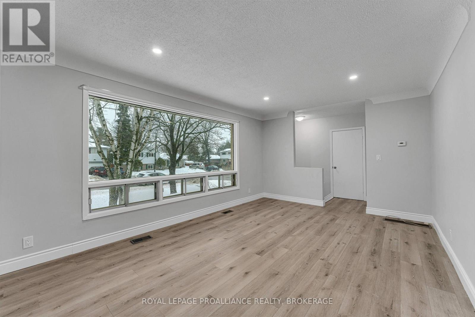 1080 Hudson Drive, Kingston (South Of Taylor-Kidd Blvd), ON - Indoor Photo Showing Other Room