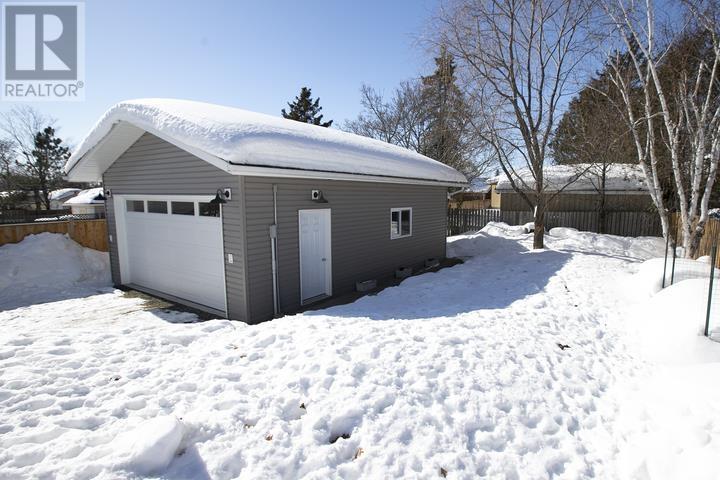28 Parker Ave, Sault Ste. Marie, ON - Outdoor