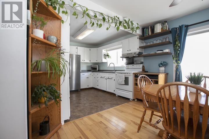 28 Parker Ave, Sault Ste. Marie, ON - Indoor